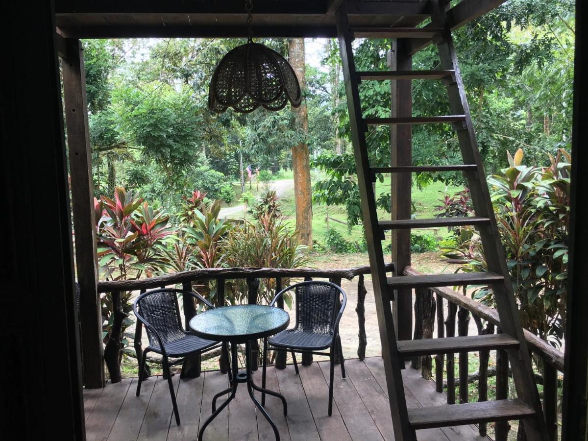 Rustic Chalet - Dahlia N Mawar At Sedim Vista Kulim Ngoại thất bức ảnh